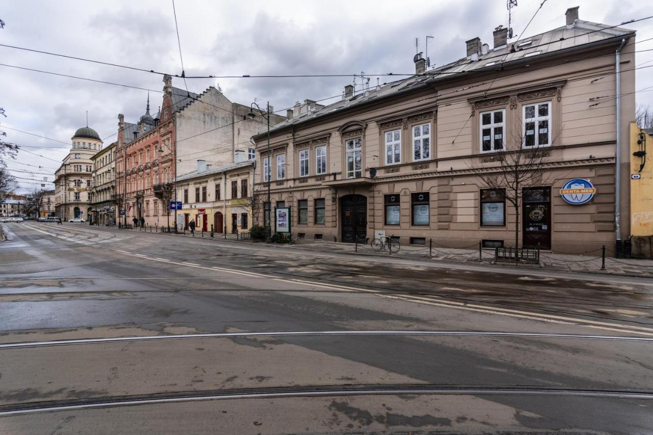 Modern Centrally Located Apartments - By Upstairs Krakow Exterior photo